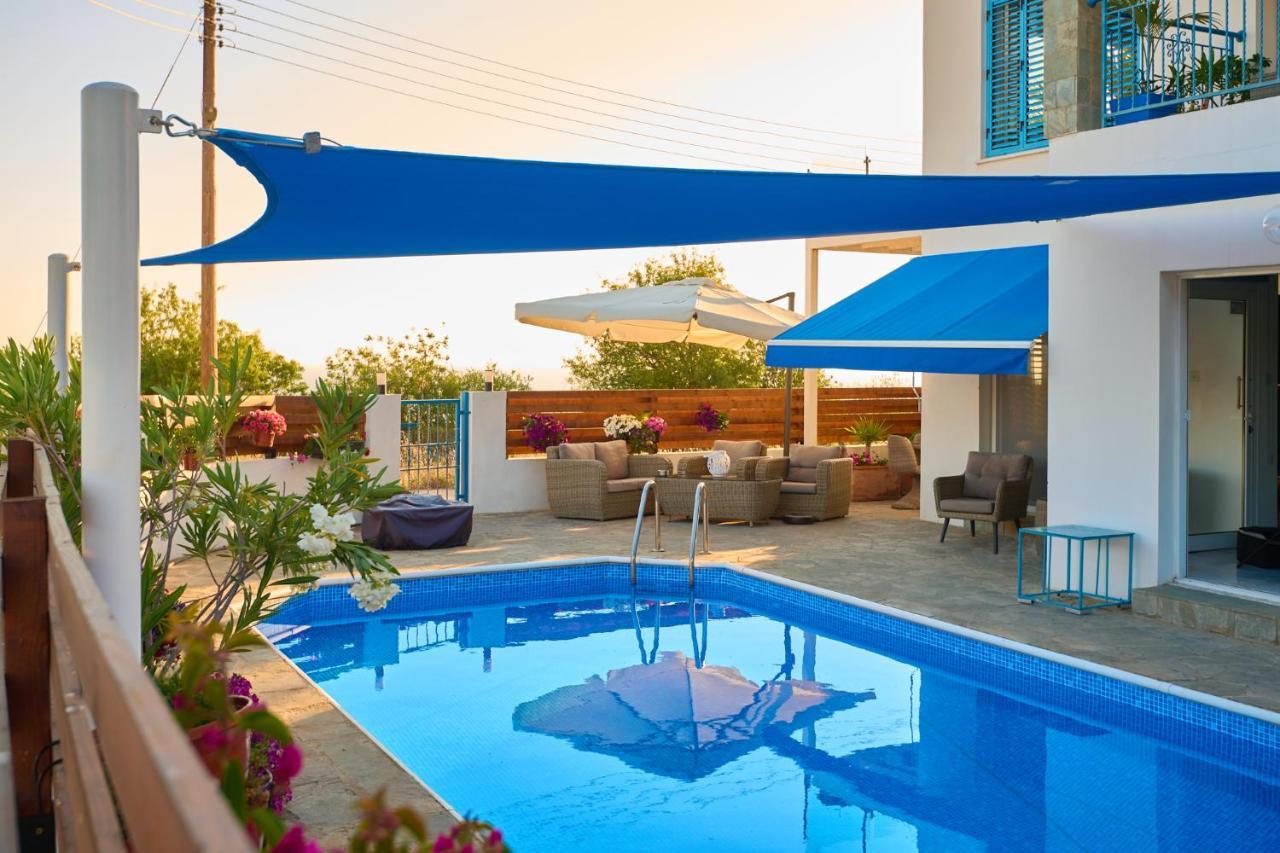 Villanelle Bed & Breakfast Welcomes Dog Lovers Only Tala Екстер'єр фото