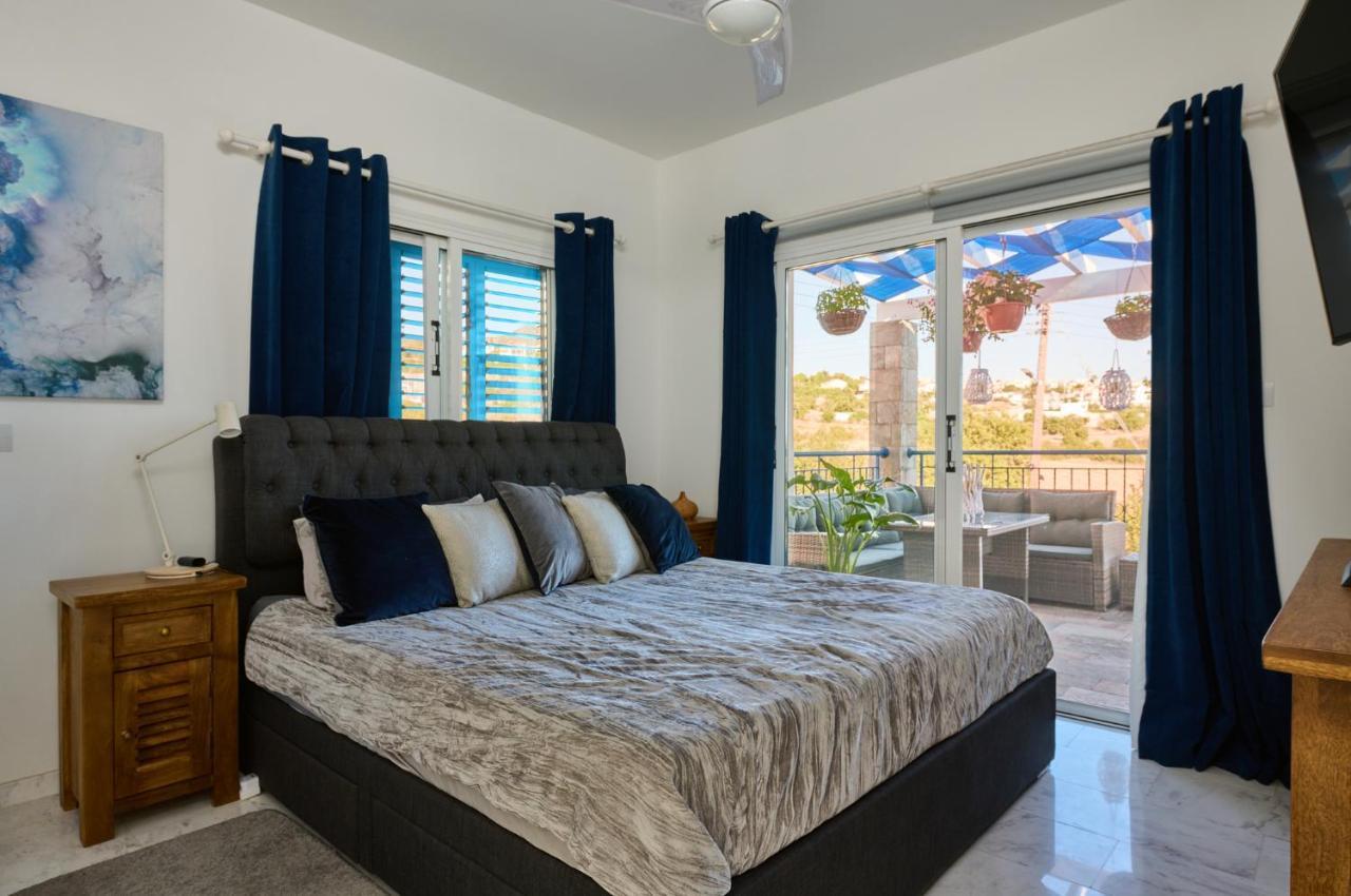 Villanelle Bed & Breakfast Welcomes Dog Lovers Only Tala Екстер'єр фото