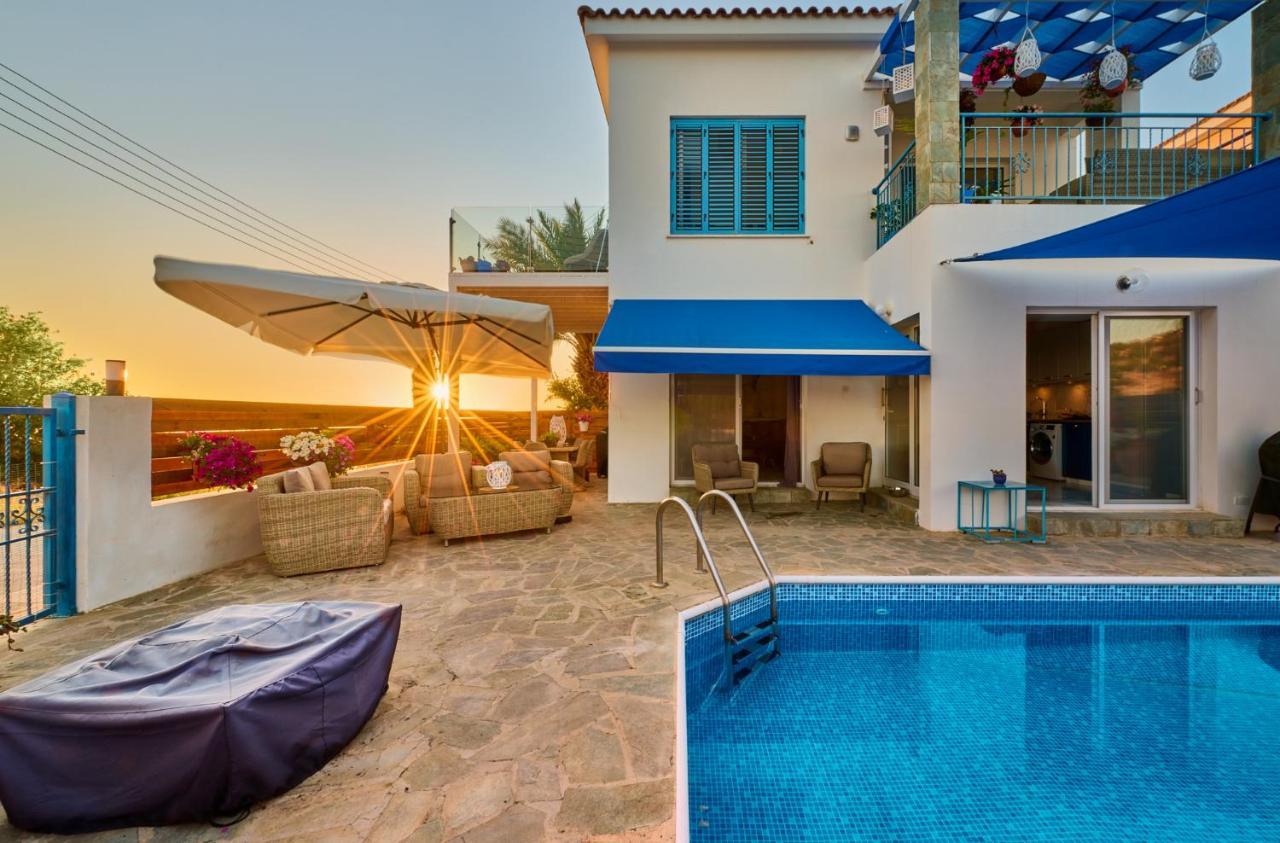 Villanelle Bed & Breakfast Welcomes Dog Lovers Only Tala Екстер'єр фото