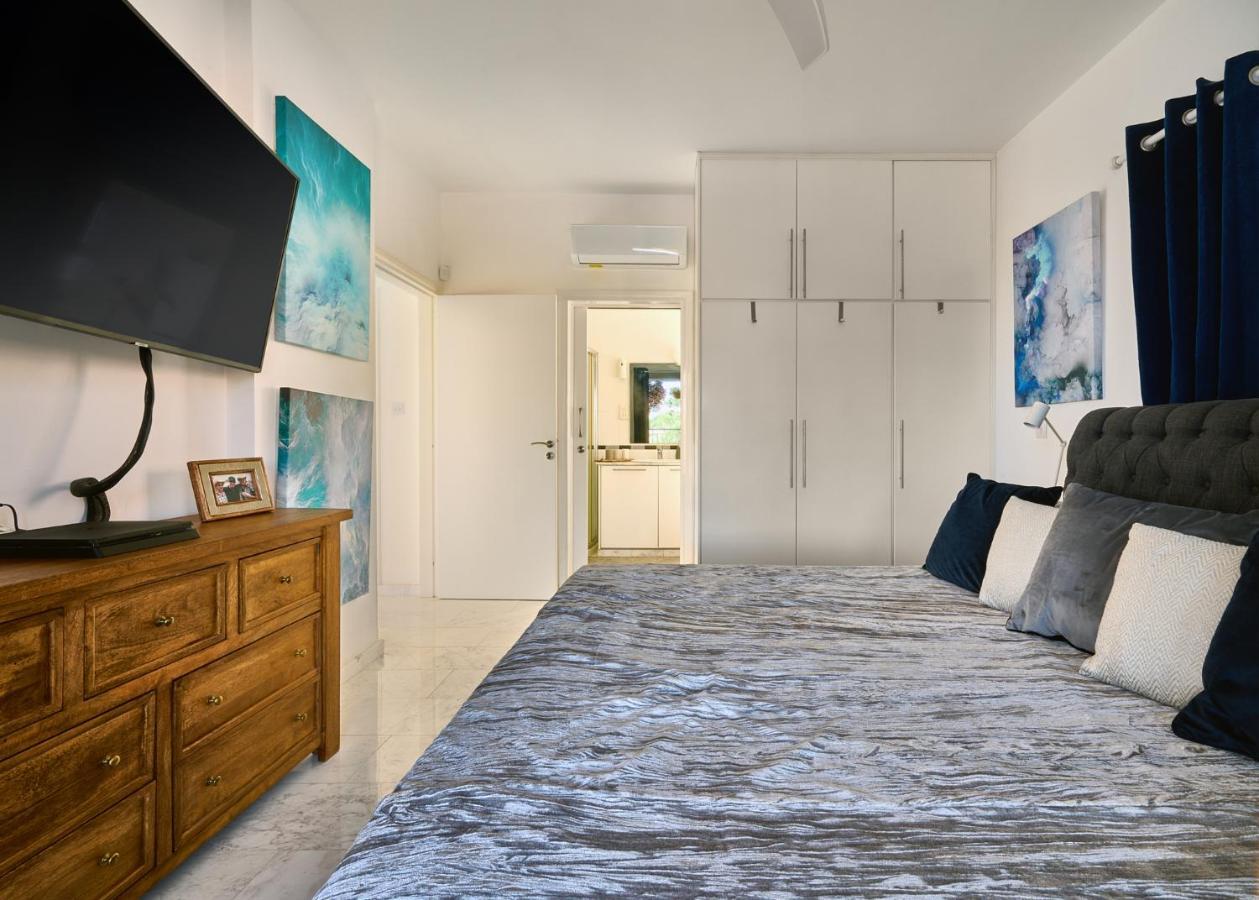 Villanelle Bed & Breakfast Welcomes Dog Lovers Only Tala Екстер'єр фото