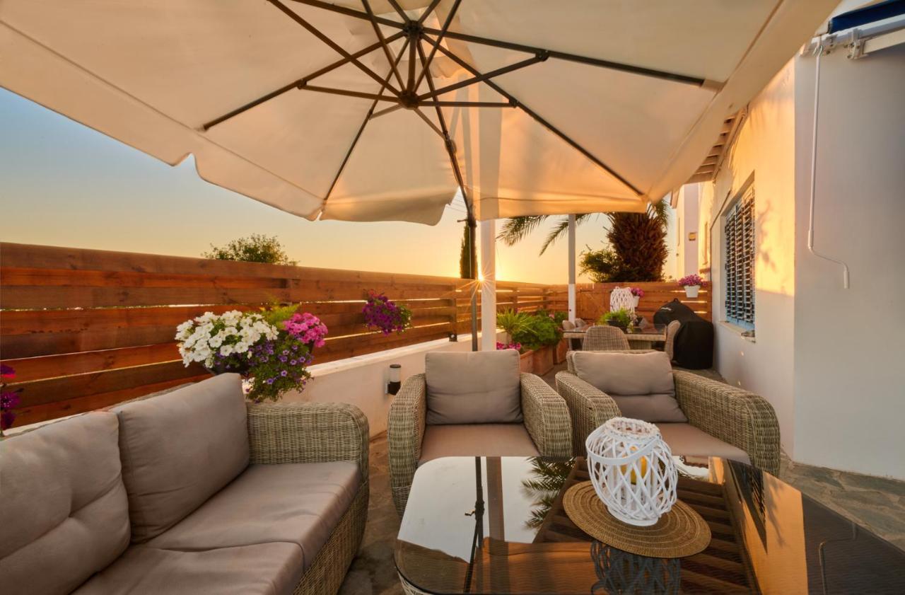 Villanelle Bed & Breakfast Welcomes Dog Lovers Only Tala Екстер'єр фото